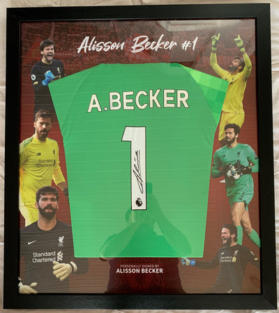 ALISSON BECKER - SIGNERT OG FERDIG INNRAMMET DRAKT "ART-FRAME" MED EKTEHETSBEVIS/COA