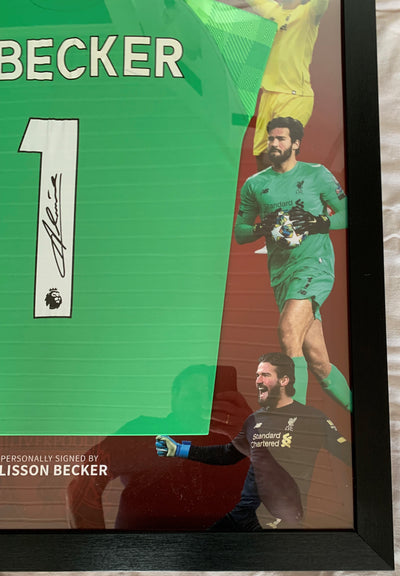 ALISSON BECKER - SIGNERT OG FERDIG INNRAMMET DRAKT "ART-FRAME" MED EKTEHETSBEVIS/COA