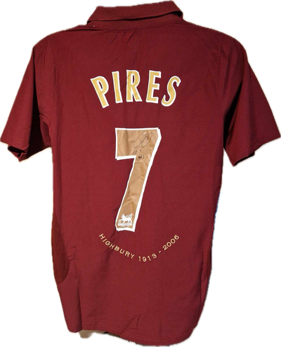 ROBERT PIRES - SIGNERT DRAKT MED EKTEHETSBEVIS/COA