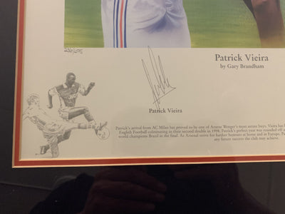 PATRICK VIEIRA - SIGNERT BILDE "KUNST"  MED EKTEHETSBEVIS/COA