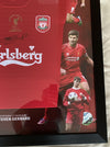 STEVEN GERRARD - SIGNERT FERDIG "ART-FRAME" INNRAMMET DRAKT MED EKTEHETSBEVIS/COA