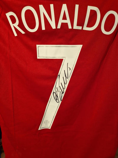 CRISTIANO RONALDO - SIGNERT DRAKT MED EKTEHETSBEVIS/COA