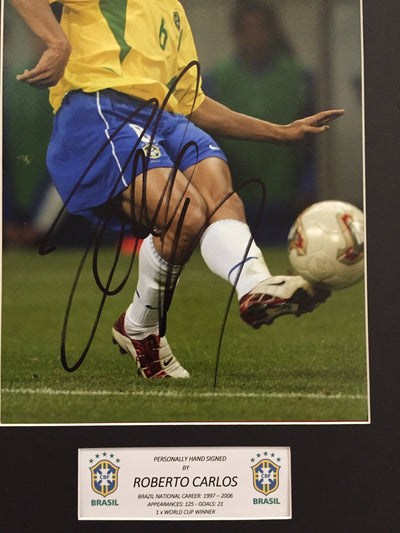 LEGEND - ROBERTO CARLOS - SIGNERT BILDE MED EKTEHETSGARANTI/COA