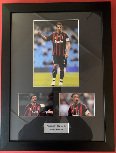 PAOLO MALDINI - SIGNERT OG INNRAMMET BILDE MED EKTEHETSBEVIS/COA