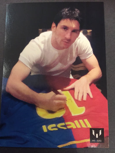 087. OFFICIAL MESSI CARD COLLECTION